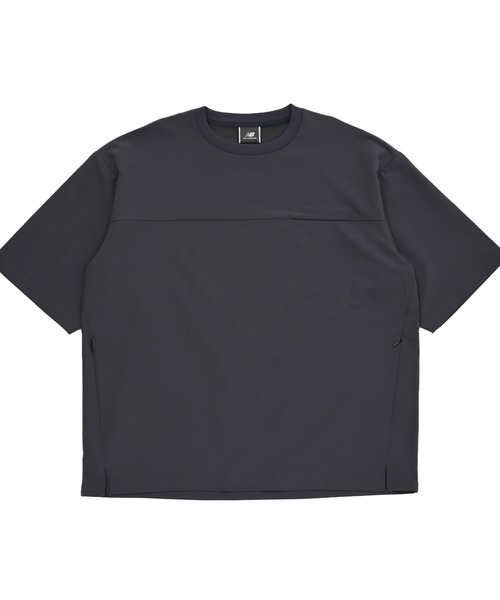 NEW BALANCE(ニューバランス)の「MET24 Woven Short SleeveTee(Tシャツ/カットソー・メンズ・ブラック/ライトカーキ/サンドグレー・MEDIUM/SMALL/LARGE/X-LARGE)」の13枚目の写真