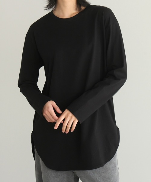itto...（イット）の「綿100％ラウンド裾ロングTシャツ（Tシャツ/カットソー・レディース・グレー/アイボリー/ブラック・M）」の2枚目の写真