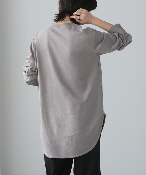 itto...（イット）の「綿100％ラウンド裾ロングTシャツ（Tシャツ/カットソー・レディース・グレー/アイボリー/ブラック・M）」の5枚目の写真