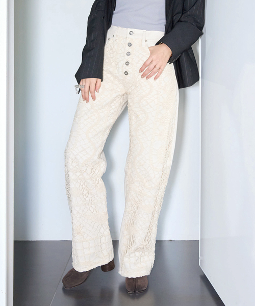 CITYSHOP(シティーショップ)の「SILPHIUM Lace denim:デニムパンツ(デニムパンツ・レディース・ホワイト・26cm/28cm)」の1枚目の写真