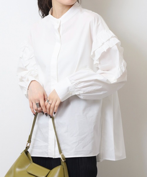 EGLANTINE(エグランティーヌ)の「EGLANTINE フリル袖ブラウス ノーカラー長袖シャツ(シャツ/ブラウス・レディース・ネイビー/オフホワイト/イエロー・40)」の2枚目の写真