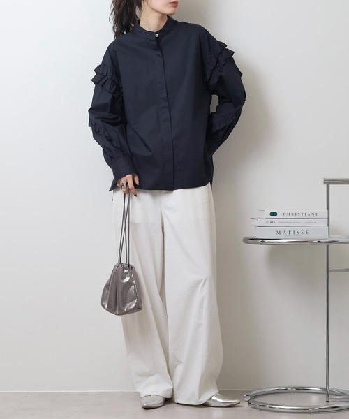 EGLANTINE(エグランティーヌ)の「EGLANTINE フリル袖ブラウス ノーカラー長袖シャツ(シャツ/ブラウス・レディース・ネイビー/オフホワイト/イエロー・40)」の11枚目の写真
