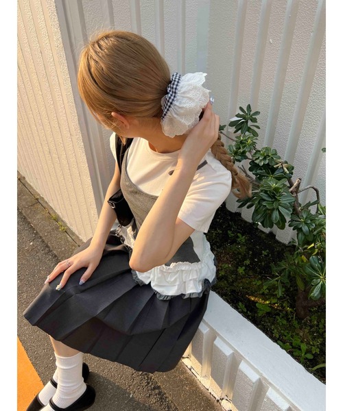 WC（ダブル シー）の「レースポイントギンガムチェックシュシュ（シュシュ・レディース・ブラック/レッド・FREE）」の4枚目の写真