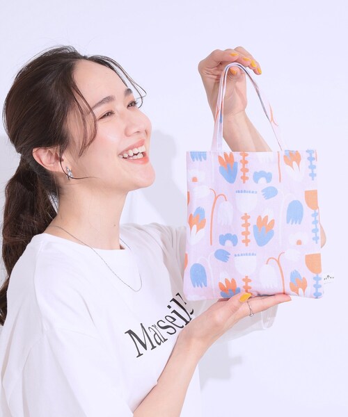 SHOO・LA・RUE(シューラルー)の「【ポルク】ミニトートバッグ(トートバッグ・レディース・ブラック系/グリーン系その他2/ピンク系5/ピンク系8・00)」の5枚目の写真