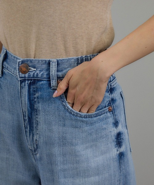 RED CARD TOKYO（レッドカード）の「【RED CARD TOKYO（レッドカードトーキョー）for SALON】別注 easy SLOGAN/デニム（デニムパンツ・レディース・ブルー系その他6・21/22/23/24/25）」の12枚目の写真