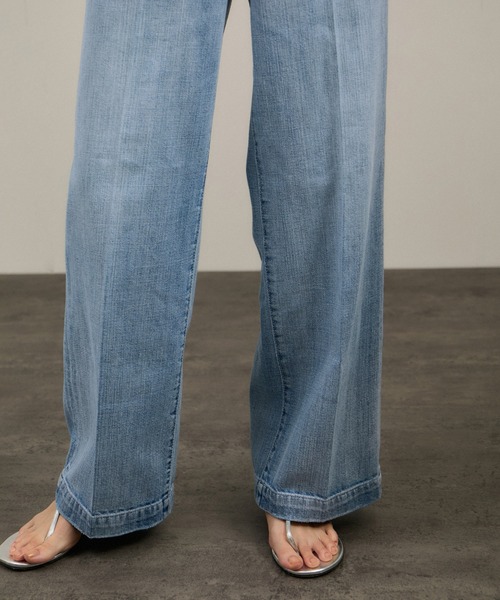 RED CARD TOKYO（レッドカード）の「【RED CARD TOKYO（レッドカードトーキョー）for SALON】別注 easy SLOGAN/デニム（デニムパンツ・レディース・ブルー系その他6・21/22/23/24/25）」の21枚目の写真