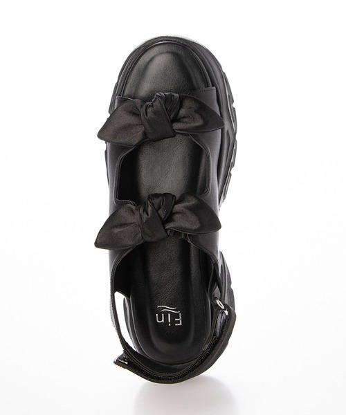 Fin（フィン）の「ダブルリボン厚底ベルクロスポーツサンダル【低反発スポンジ入り】（サンダル・レディース・ブラック/シルバー・S/M/L/LL）」の4枚目の写真