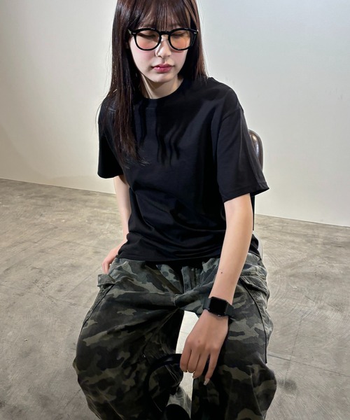 American Apparel(アメリカンアパレル)の「AA1301 AMERICAN APPAREL 6.0oz Tシャツ(CZ)(Tシャツ/カットソー・メンズ・ホワイト/ブラック/グレー/チャコール・MEDIUM/LARGE/X-LARGE/SMALL)」の3枚目の写真