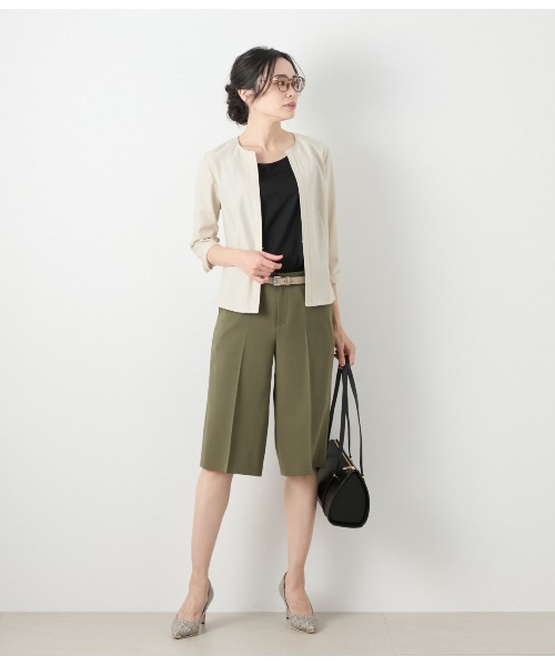 NEWYORKER(ニューヨーカー)の「【ウォッシャブル】リネンライクストレッチ ノーカラーブラウス(シャツ/ブラウス・レディース・ネイビー/グレイッシュベージュ・9号/11号)」の8枚目の写真
