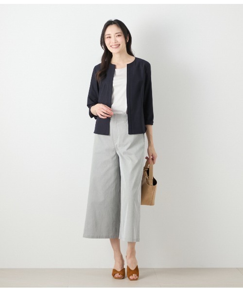 NEWYORKER(ニューヨーカー)の「【ウォッシャブル】リネンライクストレッチ ノーカラーブラウス(シャツ/ブラウス・レディース・ネイビー/グレイッシュベージュ・9号/11号)」の3枚目の写真