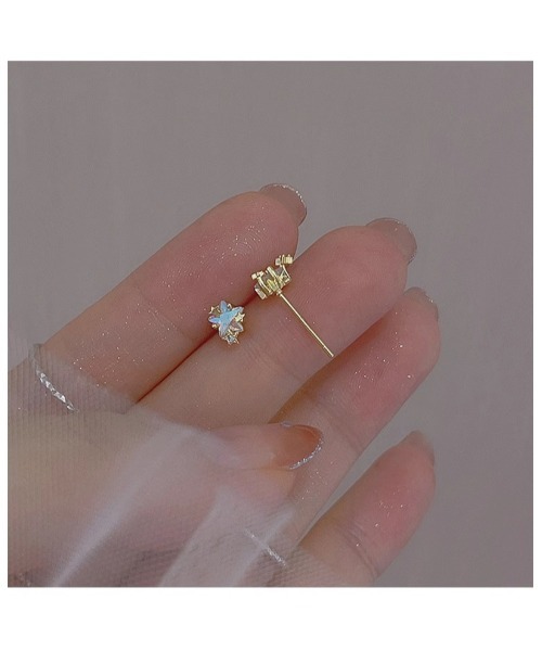 Sakka(サッカ)の「ミニ ストーンピアス 【金属アレルギー対応】(ピアス(両耳用)・レディース・シルバー/ゴールド/シャンパン/イエローゴールド・FREE)」の9枚目の写真