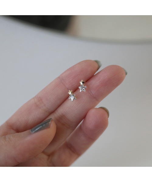 Sakka(サッカ)の「ミニ ストーンピアス 【金属アレルギー対応】(ピアス(両耳用)・レディース・シルバー/ゴールド/シャンパン/イエローゴールド・FREE)」の8枚目の写真