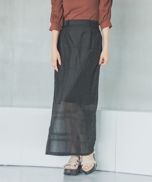 mysty woman（ミスティウーマン）の「パッチワークナロースカート 571302（スカート・レディース・オフホワイト/ブラック・FREE）」の12枚目の写真