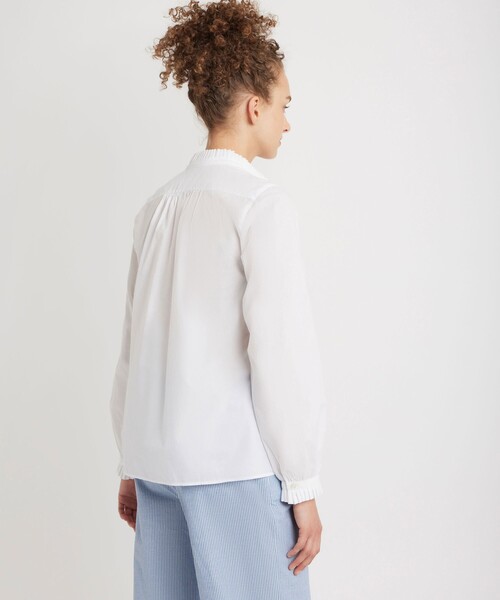 agnes b.（アニエスベー）の「コットン プリーツ 長袖 ブラウス "Tiziano"（シャツ/ブラウス・レディース・ホワイト・2/1/3）」の4枚目の写真