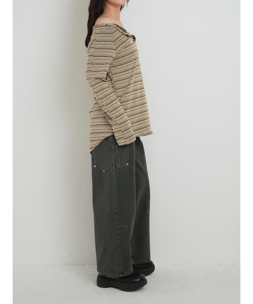 Enewd nina（エニュードニーナ）の「【zozo限定】ストライプ　オフショルダートップス オフショル 長袖 カットソー 秋冬新作 ＃２（Tシャツ/カットソー・レディース・ベージュ/チャコールグレー・FREE）」の5枚目の写真