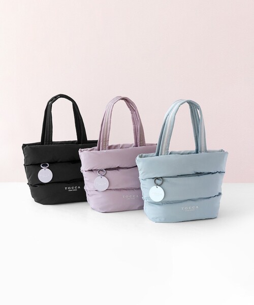 TOCCA(トッカ)の「T-ARIA QUILTTOTE トートバッグ(トートバッグ・レディース・ブラック系/ライラック系/ブルー系・F)」の2枚目の写真