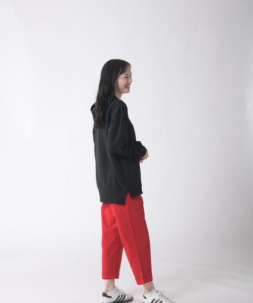 アパルトモン購入 ニリロータン 20AW クロップドスウェットパンツ セール】ｽﾄﾚｯﾁﾁﾉｸﾛｯﾌﾟﾄﾞﾊﾟﾝﾂ（その他パンツ）｜Relation