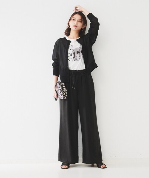 UNTITLED（アンタイトル）の「【洗える/ストレッチ性/短丈】クルーネックシアーカーディガン（カーディガン/ボレロ・レディース・ブラック/オフホワイト/ライトグレー・44/48/00/02/04）」の13枚目の写真