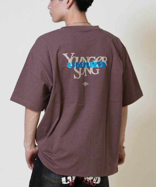 younger song（ヤンガーソング）の「【限定】UMBRO/アンブロ 半袖 Tシャツ Younger Song コラボレーション MRYS-T001（Tシャツ/カットソー・メンズ・チャコールグレー/ネイビー/ブラウン/ホワイト/ブラック/リアルツリーカモ/ピンク・L/M/S/LL）」の4枚目の写真