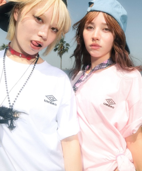 younger song（ヤンガーソング）の「【限定】UMBRO/アンブロ 半袖 Tシャツ Younger Song コラボレーション MRYS-T001（Tシャツ/カットソー・メンズ・チャコールグレー/ネイビー/ブラウン/ホワイト/ブラック/リアルツリーカモ/ピンク・L/M/S/LL）」の11枚目の写真