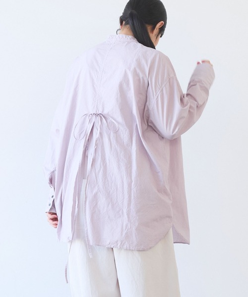 yuni（ユニ　）の「△コットンキャッチワッシャーmoe sleeves バックリボンブラウス（シャツ/ブラウス・レディース・ホワイト/ブラック/ダークブラウン/イエロー/ブルー/ライラック・FREE）」の6枚目の写真