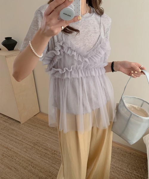 LYEON(リヨン)の「フリルチュールキャミ&Tシャツセット(Tシャツ/カットソー・レディース・オフホワイト/グレー・FREE)」の5枚目の写真