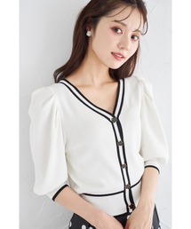 tocco closet（トッコ　クローゼット）の「フラワー釦パワーショルダー配色ニットカーディガン（カーディガン/ボレロ）」
