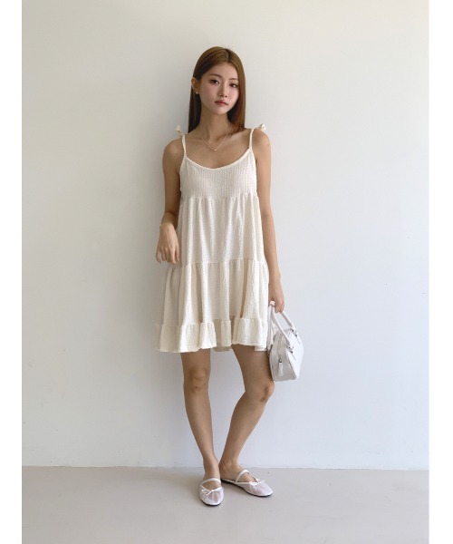 MINS MINIS(ミンスミニス)の「キャミチュニックフリルワンピース(ワンピース・レディース・ベージュ/アイボリー/ブラック・FREE)」の17枚目の写真