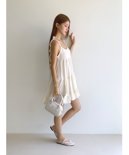 MINS MINIS(ミンスミニス)の「キャミチュニックフリルワンピース(ワンピース・レディース・ベージュ/アイボリー/ブラック・FREE)」の10枚目の写真