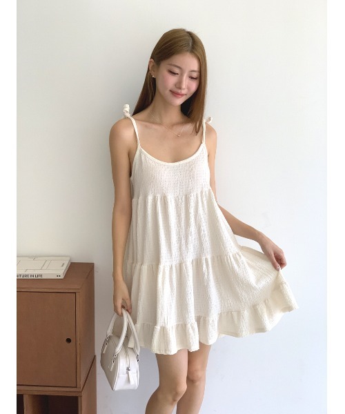 MINS MINIS(ミンスミニス)の「キャミチュニックフリルワンピース(ワンピース・レディース・ベージュ/アイボリー/ブラック・FREE)」の5枚目の写真