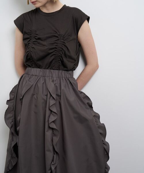 LANVIN en Bleu(ランバンオンブルー)の「フリルコクーンスカート(スカート・レディース・ブラック/チャコールグレー・38/36)」の9枚目の写真