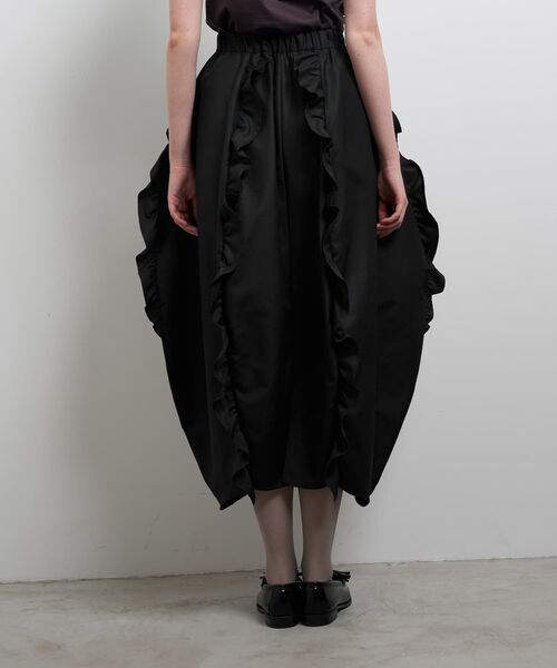 LANVIN en Bleu(ランバンオンブルー)の「フリルコクーンスカート(スカート・レディース・ブラック/チャコールグレー・38/36)」の15枚目の写真
