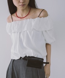 duei（デュイ）の「フリル2wayオフショルブラウス（シャツ/ブラウス）」