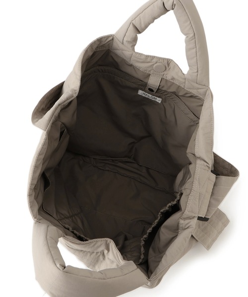 SALON adam et rope'（サロン アダム エ ロペ）の「【WEB限定】ペアレンツトートバッグ［ユニセックスで使える・軽量・A4］（トートバッグ・レディース・ブラック/チャコールグレー/ベージュ系その他2・FREE）」の15枚目の写真