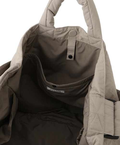 SALON adam et rope'（サロン アダム エ ロペ）の「【WEB限定】ペアレンツトートバッグ［ユニセックスで使える・軽量・A4］（トートバッグ・レディース・ブラック/チャコールグレー/ベージュ系その他2・FREE）」の16枚目の写真