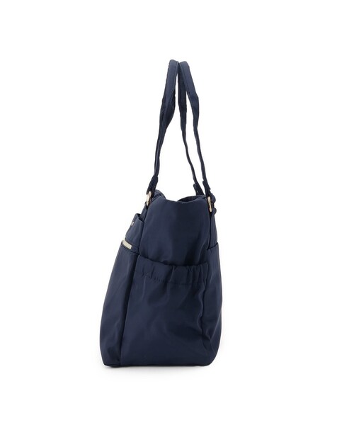 SHOO・LA・RUE（シューラルー）の「【撥水】整理整頓できちゃうトートバッグ（トートバッグ・レディース・ネイビー/ブラック/ナチュラル・00）」の13枚目の写真