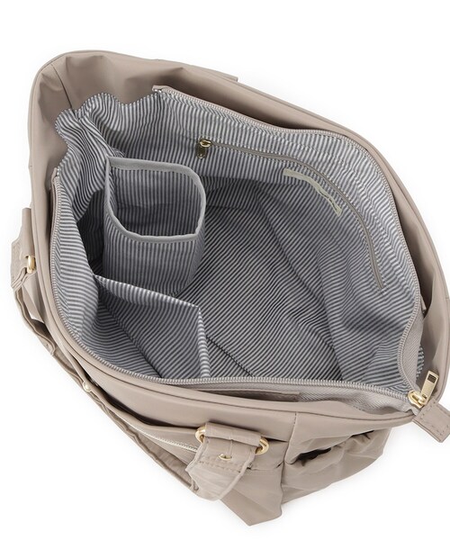 SHOO・LA・RUE（シューラルー）の「【撥水】整理整頓できちゃうトートバッグ（トートバッグ・レディース・ネイビー/ブラック/ナチュラル・00）」の16枚目の写真