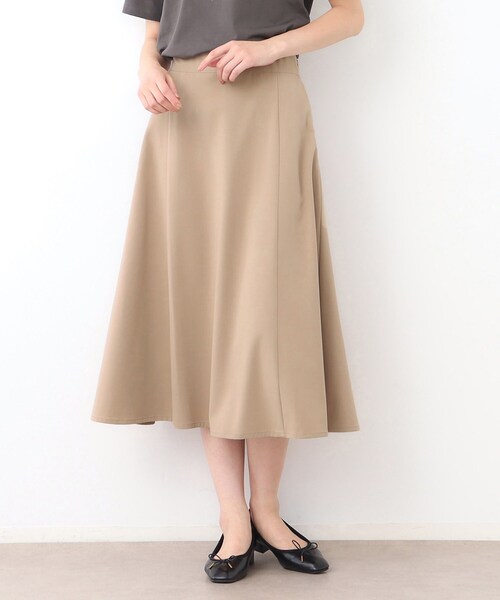 LAURA ASHLEY(ローラアシュレイ)の「【STORY掲載!/ストレッチ/毛羽立ちにくい】サイロドライギャバ スカート(スカート・レディース・チャコールグレー/ベージュ・38/40)」の7枚目の写真