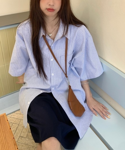 Vipoa(ヴィポア)の「SMILE刺繍シャツ(シャツ/ブラウス・レディース・イエロー/ブルー・FREE)」の17枚目の写真