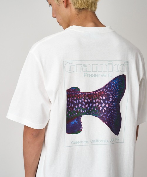 Gramicci（グラミチ）の「TROUTTAIL TEE｜トラウトテイルTシャツ（Tシャツ/カットソー・メンズ・ブラック系その他/ベージュ/ホワイト・S/M/L/XXL/XL）」の2枚目の写真