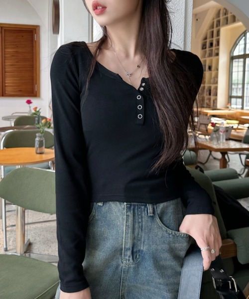 Ada.（エイダ）の「リブ ヘンリーネック カットソー（Tシャツ/カットソー・レディース・チャコール/ブラウン/ライトグレー/ブラック・FREE）」の11枚目の写真