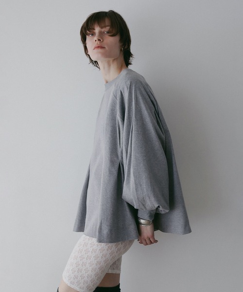 MANOF（マノフ）の「WAIST TUCK VOLUME SLEEVE TOPS（スウェット・レディース・ホワイト/ブラック/グレー・F）」の20枚目の写真