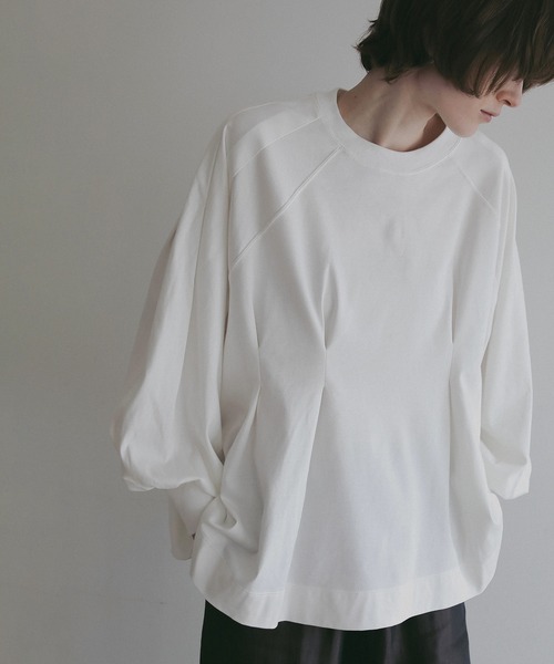 MANOF（マノフ）の「WAIST TUCK VOLUME SLEEVE TOPS（スウェット・レディース・ホワイト/ブラック/グレー・F）」の4枚目の写真