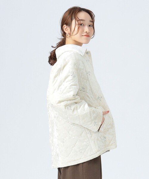 BEAMS HEART（ビームスハート）の「ベロア 刺繍 ブルゾン（ブルゾン・レディース・ホワイト系その他5/グレー・FREE）」の6枚目の写真