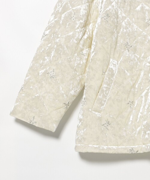 BEAMS HEART（ビームスハート）の「ベロア 刺繍 ブルゾン（ブルゾン・レディース・ホワイト系その他5/グレー・FREE）」の9枚目の写真