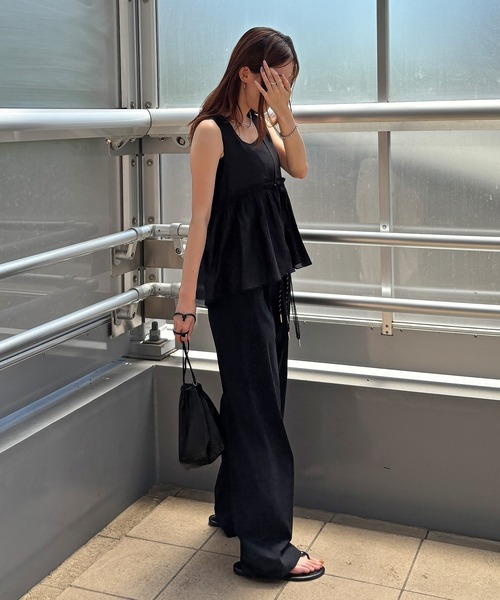 ISOOK（アイスー）の「【ISOOK / アイスー】レースリボンイージーパンツ / リラックスパンツ ストレートパンツ ハイウエスト ゴムパンツ 総ゴム 紐仕様 ドローコード ドロスト レース 無地 ベージュ ブラック 黒 ZOZOTOWN限定（その他パンツ・レディース・ベージュ/ブラック・FREE）」の11枚目の写真