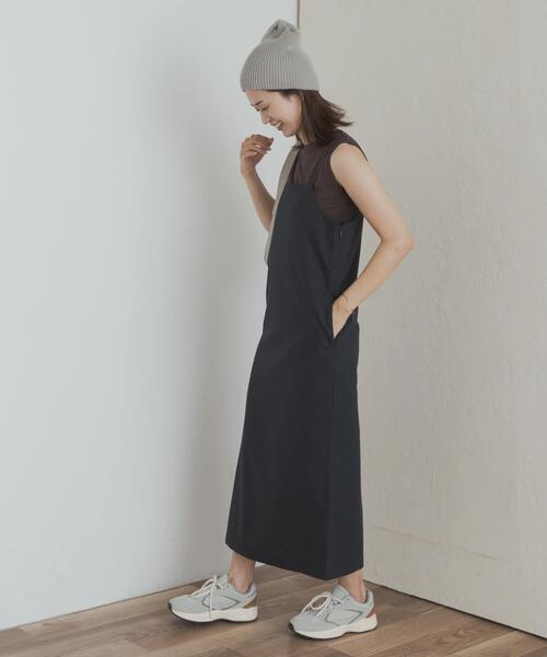 URBAN RESEARCH DOORS（アーバンリサーチドアーズ）の「バックVストレートキャミワンピース（ワンピース・レディース・ネイビー/ブラック・MEDIUM）」の9枚目の写真