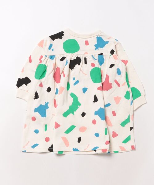 maarook（マルーク）の「ペイントＰＴふわかる裏毛ワンピース（ワンピース・キッズ・ホワイト・130cm/120cm/100cm/110cm/90cm/80ｃｍ）」の2枚目の写真