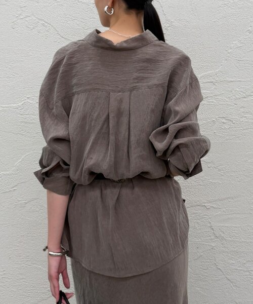 LOUNGEDRESS（ラウンジドレス）の「とろみシャツ（シャツ/ブラウス・レディース・ブラック/ブラウン/アイボリー・FREE）」の11枚目の写真