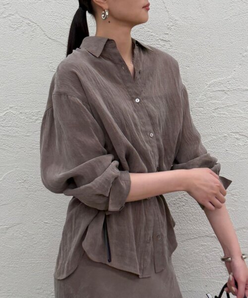 LOUNGEDRESS（ラウンジドレス）の「とろみシャツ（シャツ/ブラウス・レディース・ブラック/ブラウン/アイボリー・FREE）」の5枚目の写真